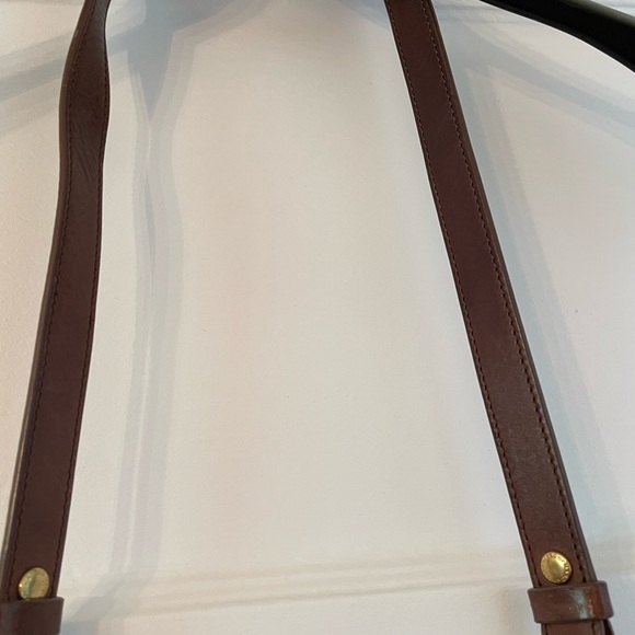 Black leather MARC JACOBS crossbody bag with gorgeous gold chain strap - Picture 5 of 6